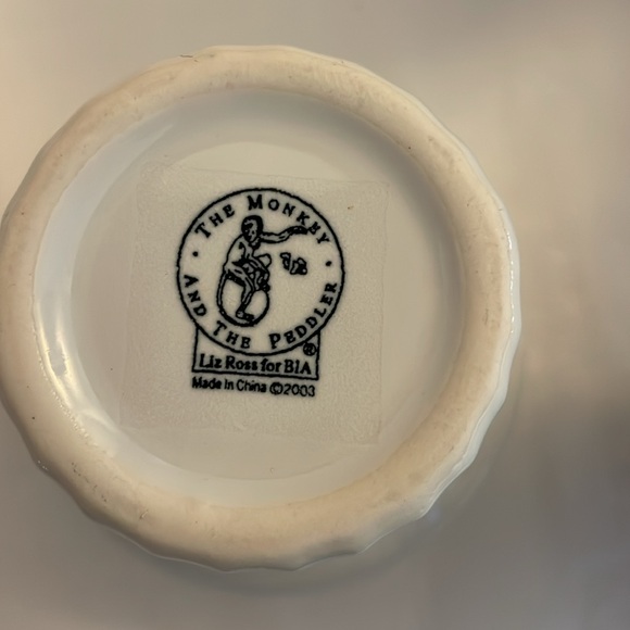 the monkey and the peddler ice cream cone cups set of 4 - Picture 6 of 6